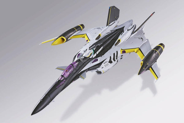 劇場版マクロスF 恋離飛翼 ～サヨナラノツバサ～ DX超合金 YF-29 デュランダルバルキリー(30周年記念カラー)