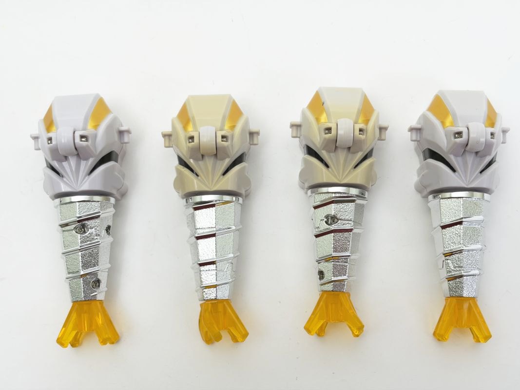 侍戦隊シンケンジャー 侍合体シリーズ03 虎折神 一部変色あり