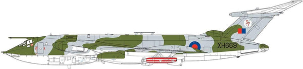 Airfix 1/72 イギリス空軍 ハンドレページ ヴィクター K.2/SR.2 [箱イタミ]