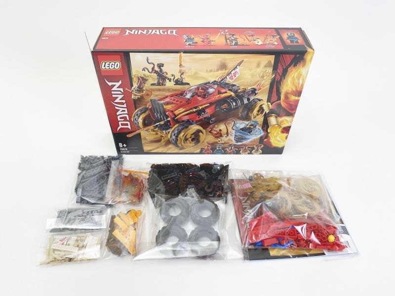 LEGO Ninjago Kai's Katana 4x4 70675 - Part color variation