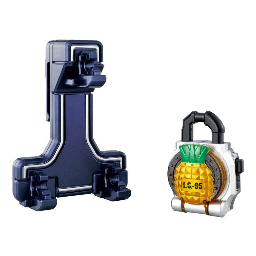 仮面ライダー鎧武 DXロックシードホルダー＆パインロックシード