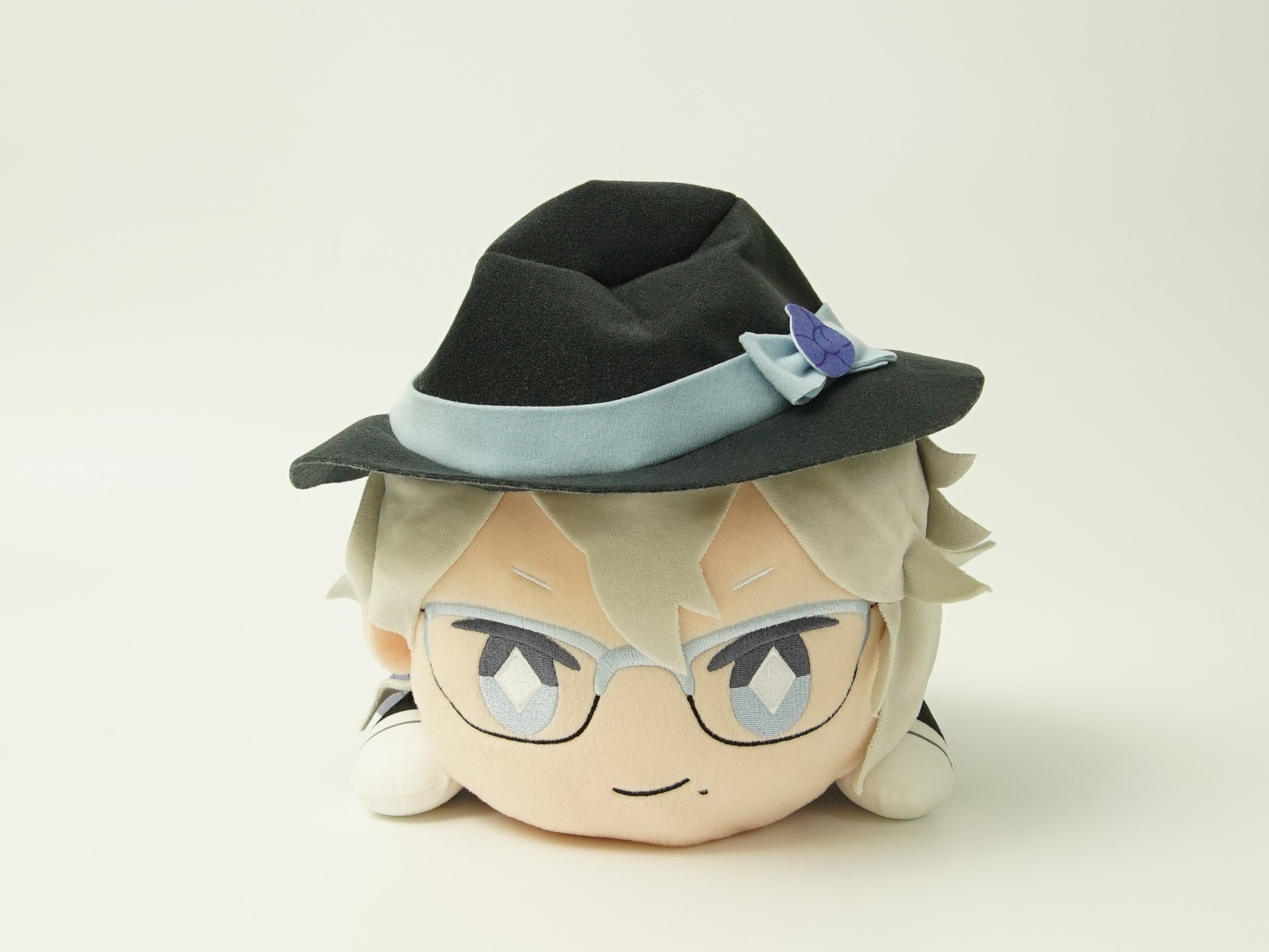 ツイステ　寝そべり　長座布団　クッション　フロイド　ジェイド　アズール　ぬい ツイステ 寝そべり 長座布団 クッション フロイド ジェイド
